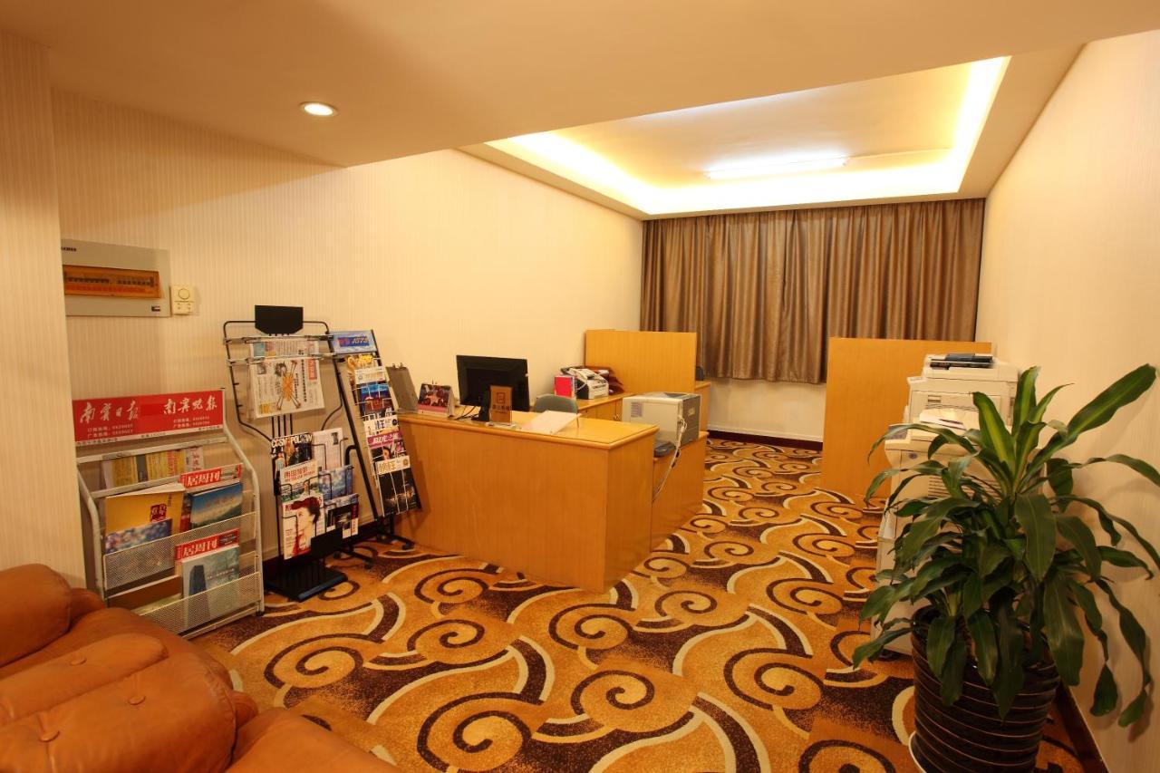 Ming Yuan Hotel Nanning Esterno foto