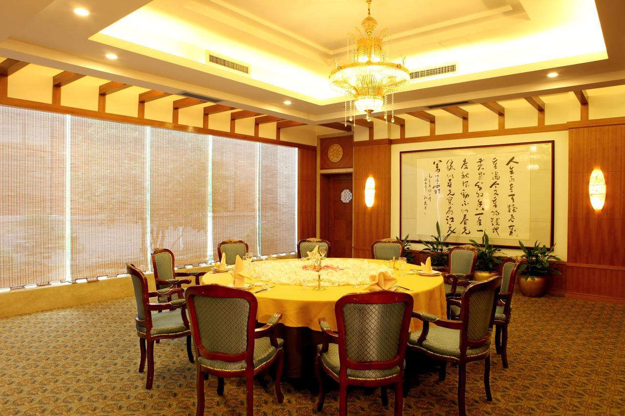 Ming Yuan Hotel Nanning Esterno foto